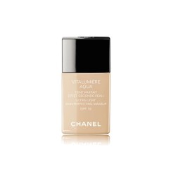 Chanel Vitalumiere Aqua...