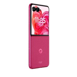 Motorola RAZR 50 Ultra...