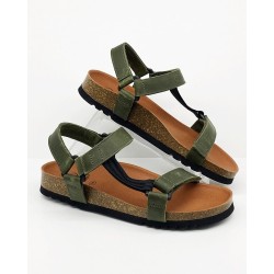 FOOTWEAR HEAVEN AD MED...