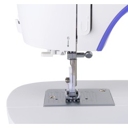 SINGER M3405 sewing machine...