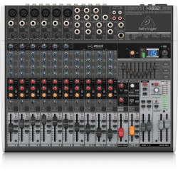 Behringer X1832USB audio...