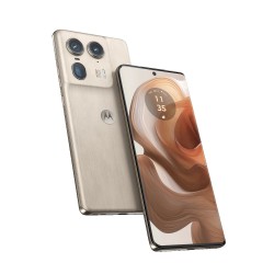 Motorola edge 50 Ultra 17...