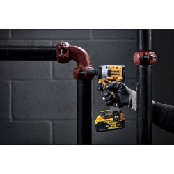 DeWALT DCF922P2T-QW power...
