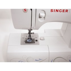 SINGER 3323 Talent...