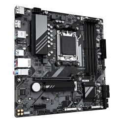 GIGABYTE B650M D3HP...