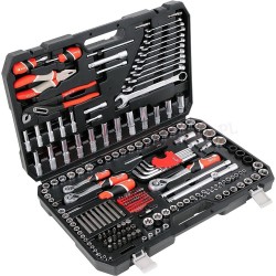 Mechanics tool set Yato...