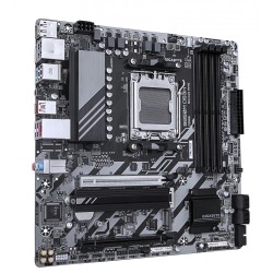 GIGABYTE B850M DS3H...
