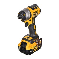 DeWALT DCF887P2-QW power...