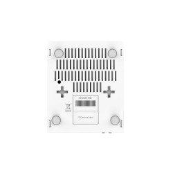 Mikrotik hEX PoE wired...